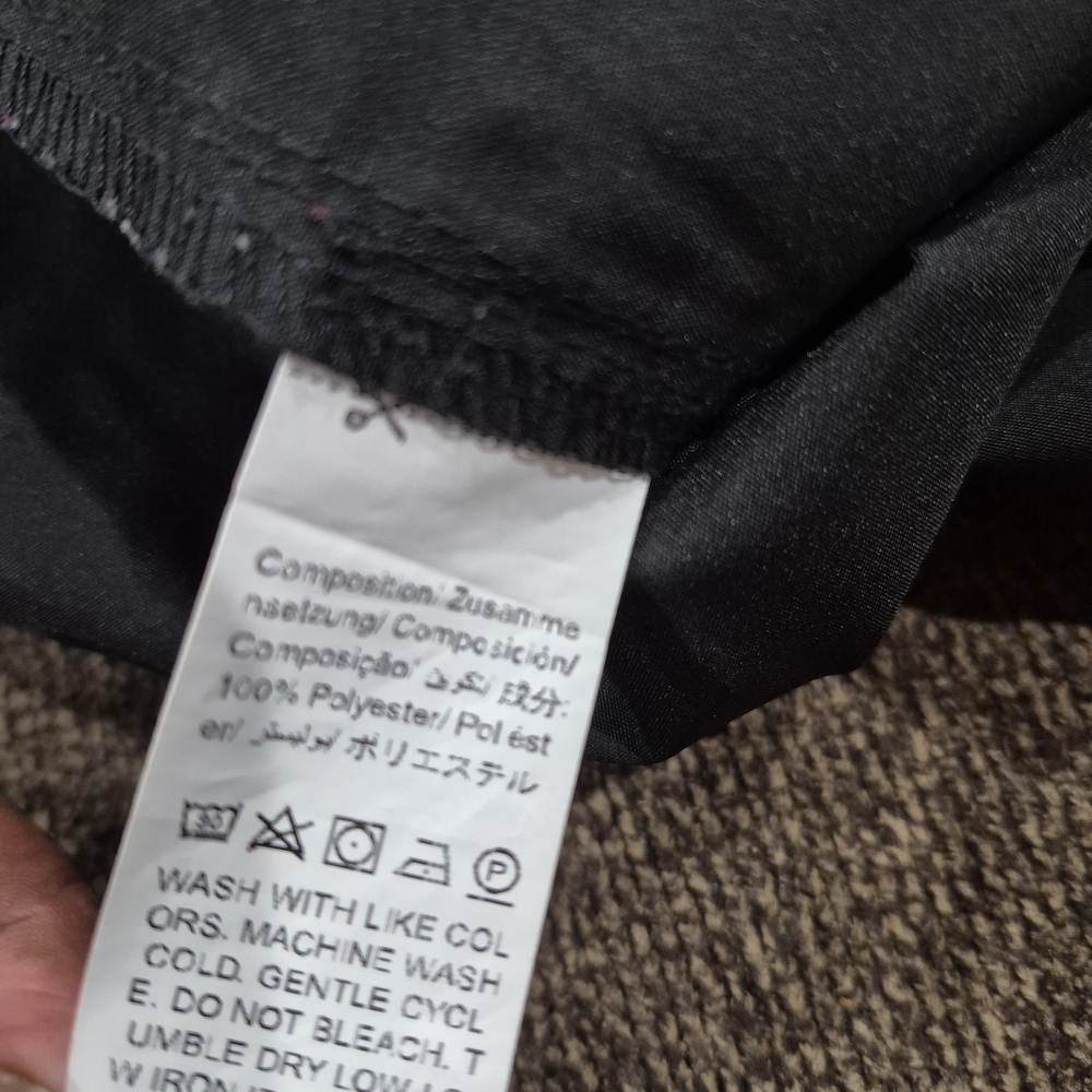 Black Cargo Pants - Picture 14 of 14